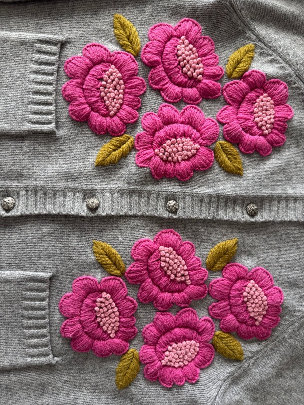 NWT, FRANCES VALENTINE, DARLING PINK EMBROIDERED FLORAL LAMBSWOOL SWEATER - Picture 9 of 12